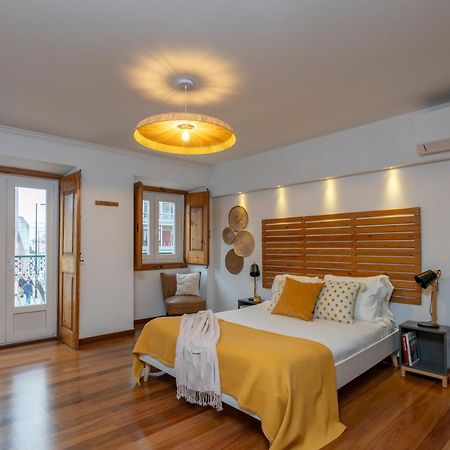 Superb Apartments Overlooking Graca In Lisbona Esterno foto