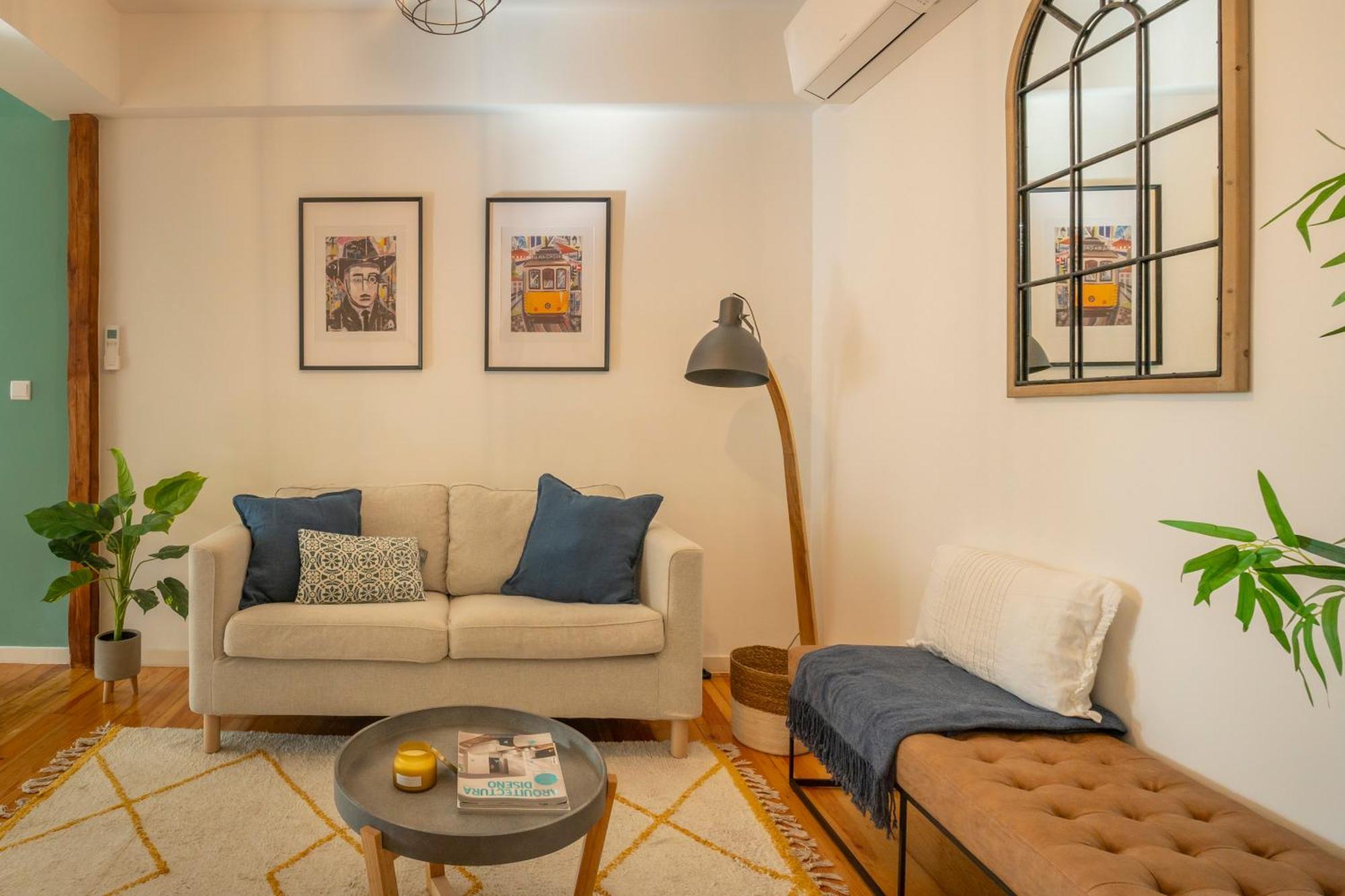 Superb Apartments Overlooking Graca In Lisbona Esterno foto