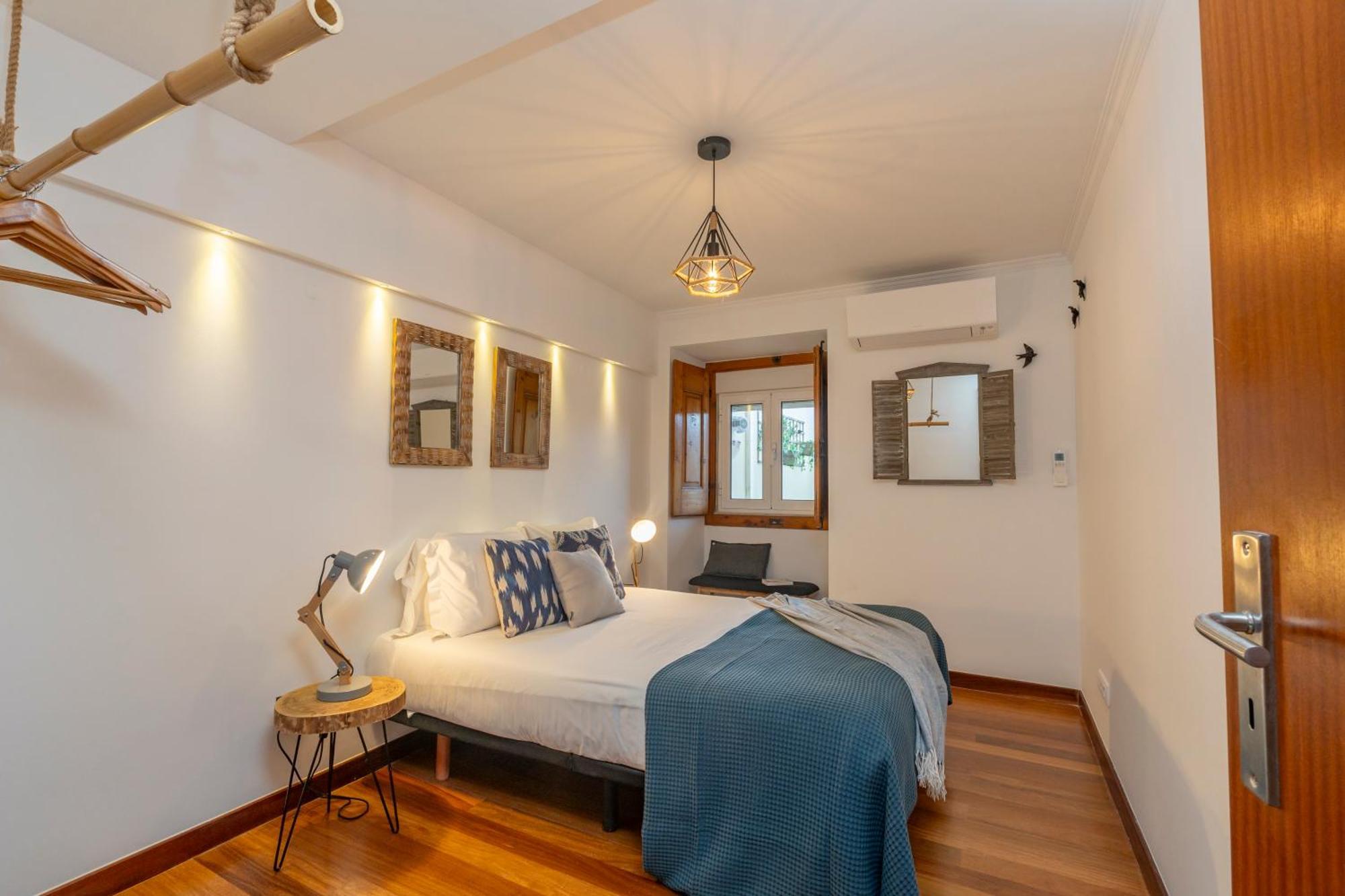 Superb Apartments Overlooking Graca In Lisbona Esterno foto