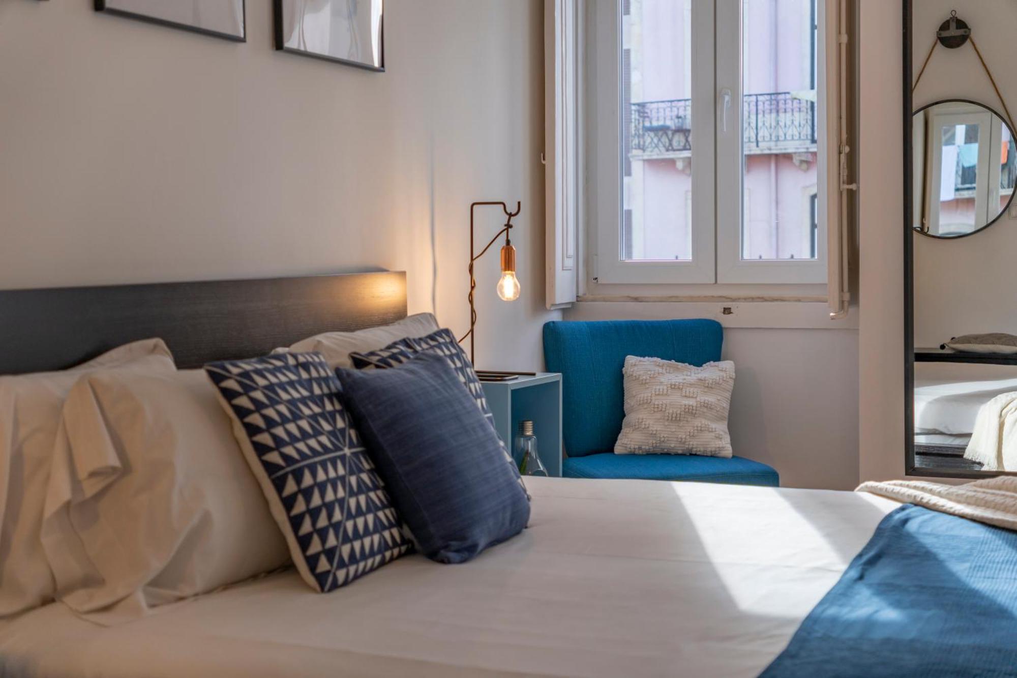 Superb Apartments Overlooking Graca In Lisbona Camera foto
